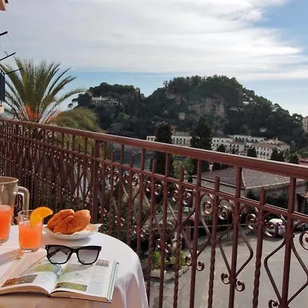 Taonasi Taormina Apartments
