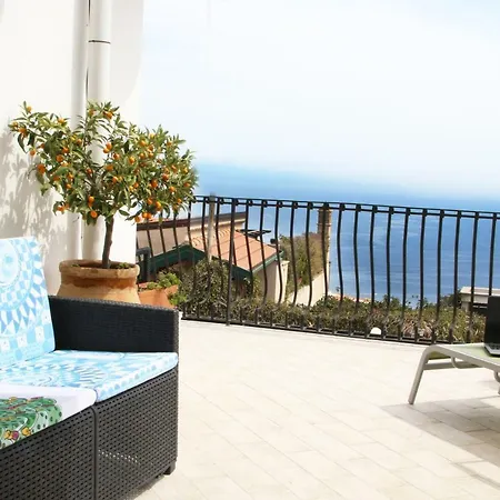 Taonasi Taormina Apartments *